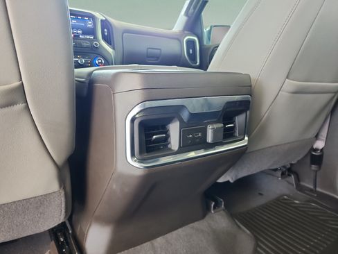 Used 2022 Chevrolet Silverado 1500 LTZ w/ Safety Package II AWD/4WD image 18