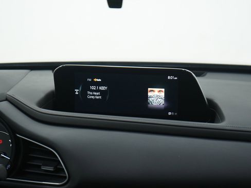 Used 2023 Cadillac XT4 Sport image 15