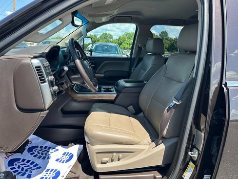 Used 2018 Chevrolet Silverado 3500 LTZ w/ Duramax Plus Package AWD/4WD image 20