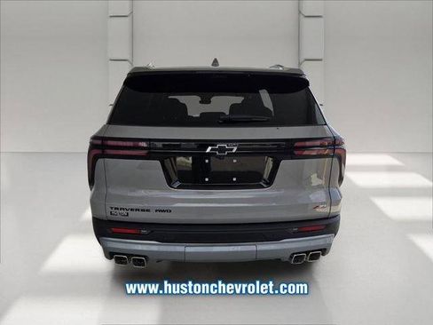 New 2026 Chevrolet Traverse Z71 w/ Driver Confidence Package AWD/4WD image 4