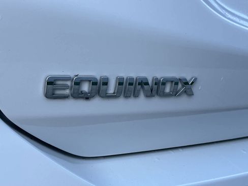 Used 2023 Chevrolet Equinox LS w/ LS Convenience Package FWD image 14