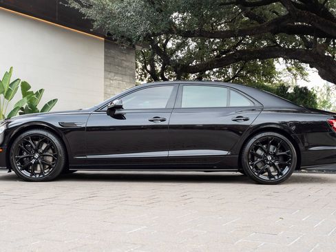 Certified 2024 Bentley Flying Spur W12 image 53