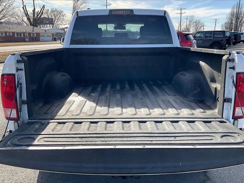 Used 2015 RAM 1500 Tradesman image 33