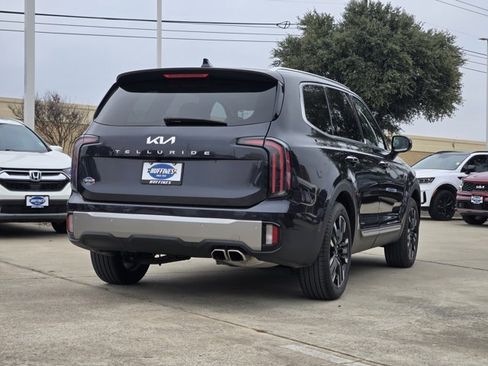 Certified 2025 Kia Telluride SX image 8