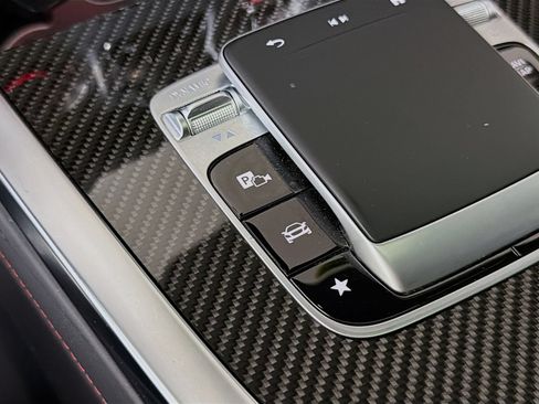 Used 2025 Mercedes-Benz G 63 AMG 4MATIC image 19