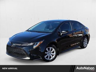 Used 2021 Toyota Corolla LE image 1