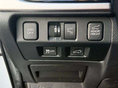 Used 2017 Subaru Forester 2.0XT Touring AWD/4WD image 8