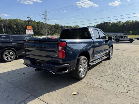 Used 2023 Chevrolet Silverado 1500 High Country w/ Technology Package AWD/4WD image 11