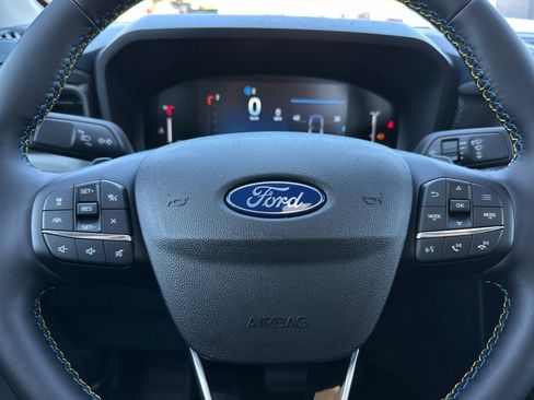 New 2026 Ford Maverick Lobo AWD/4WD image 22