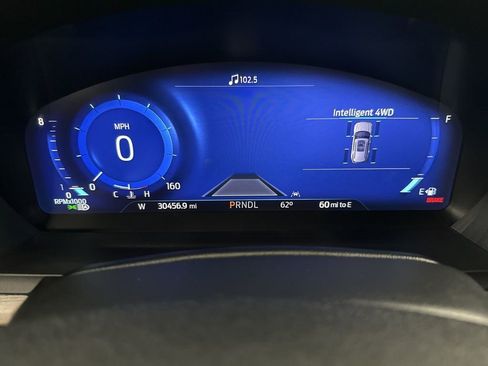 Used 2022 Ford Explorer Platinum w/ Equipment Group 601A AWD/4WD image 28