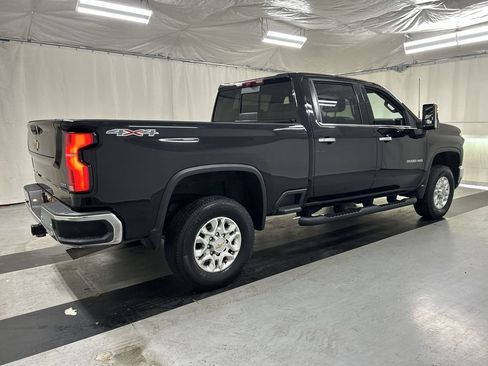 Used 2024 Chevrolet Silverado 3500 LTZ w/ LTZ Premium Package AWD/4WD image 2