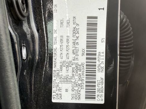 Used 2017 Toyota Tundra SR5 w/ TRD Off Road Package AWD/4WD image 28