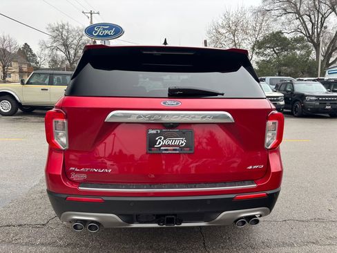 Used 2022 Ford Explorer Platinum w/ Equipment Group 601A image 6