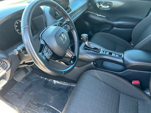 Used 2025 Honda HR-V Sport image 20