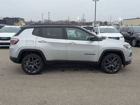 New 2026 Jeep Compass Limited image 2
