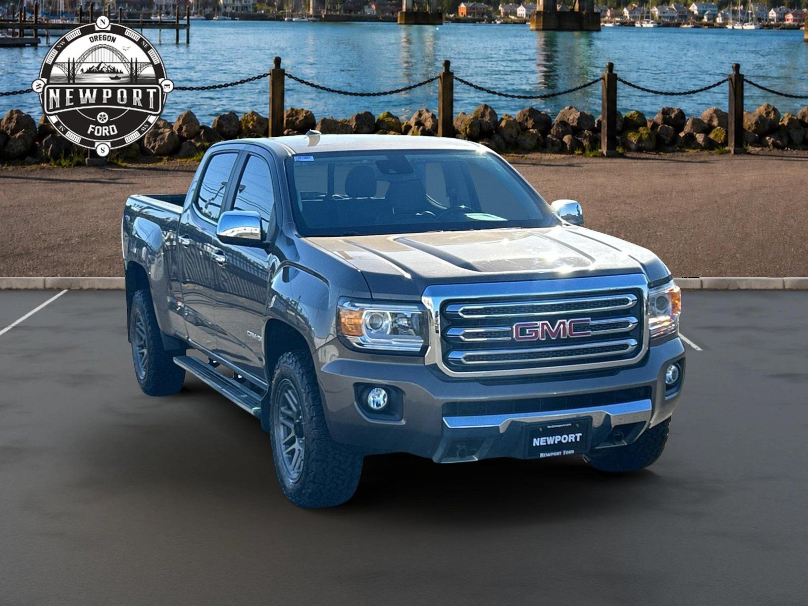 Used 2016 GMC Canyon SLT w/ Driver Alert Package AWD/4WD image 4