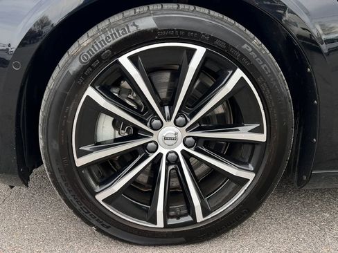 Used 2023 Volvo S60 T8 Plus image 14