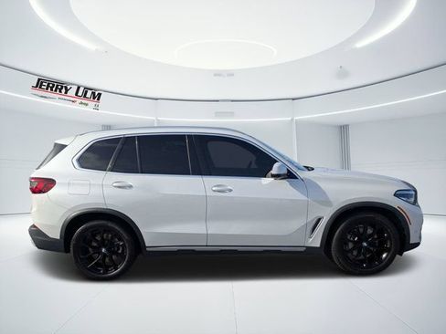 Used 2023 BMW X5 sDrive40i w/ Premium Package RWD image 2