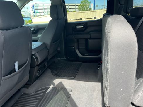 Used 2022 Chevrolet Silverado 1500 Custom AWD/4WD image 8