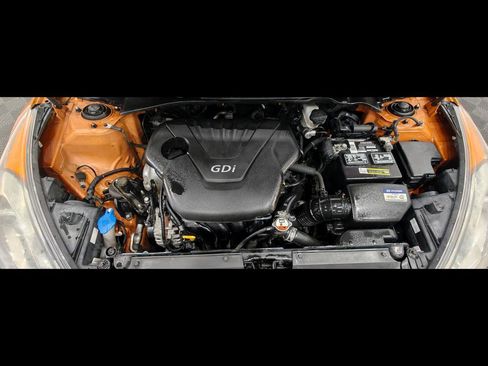 Used 2016 Hyundai Veloster image 35