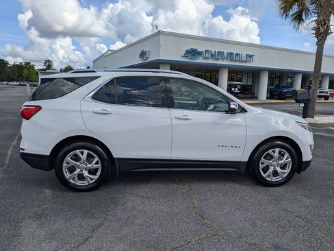 Used 2020 Chevrolet Equinox Premier FWD image 6