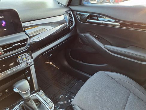 Used 2024 Kia Seltos X-Line image 23