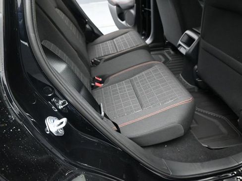 Used 2025 Honda HR-V Sport image 29