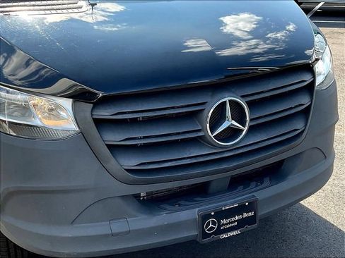 Used 2023 Mercedes-Benz Sprinter 2500 image 28