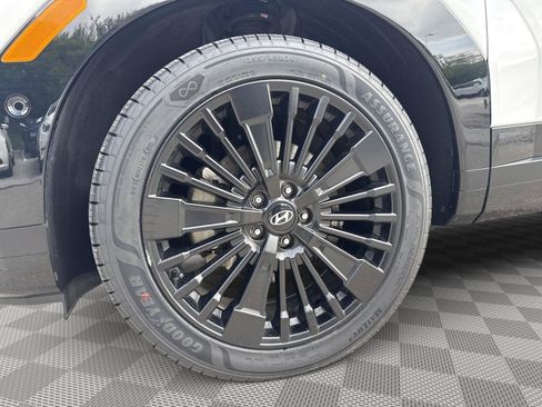 Used 2025 Hyundai Santa Fe Calligraphy AWD/4WD image 24