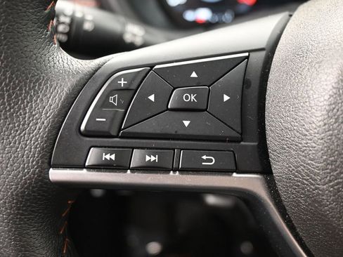 Used 2023 Nissan Kicks SR FWD image 23