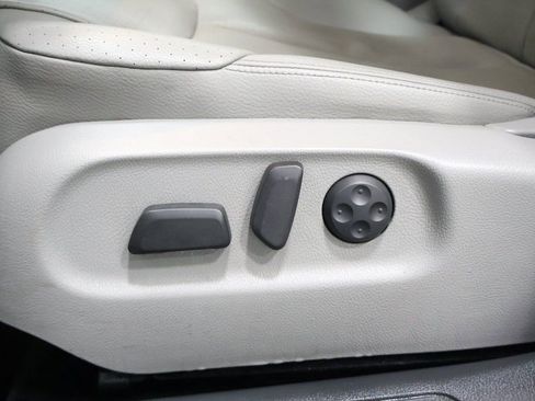 Used 2010 Volkswagen Passat Komfort image 14