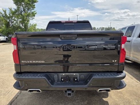 Used 2022 Chevrolet Silverado 1500 LT Trail Boss w/ LT Trail Boss Premium Package AWD/4WD image 3