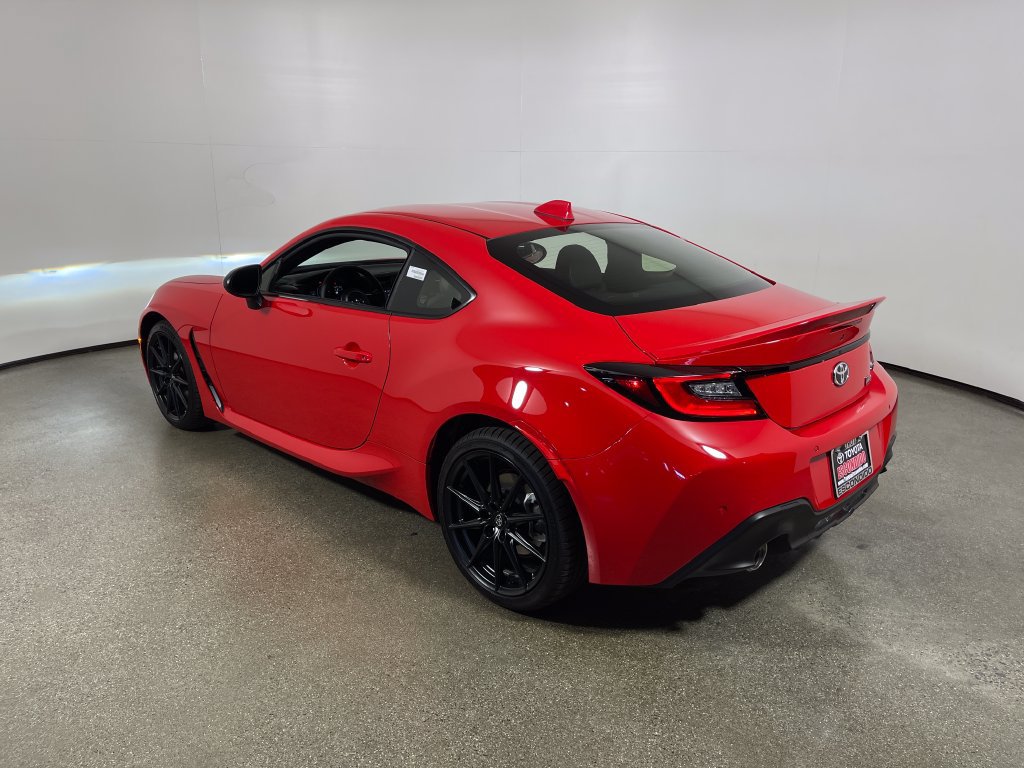 New 2026 Toyota GR86 Premium RWD image 5