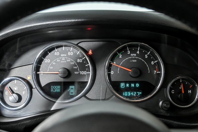 Used 2014 Jeep Wrangler Unlimited Sport w/ Quick Order Package 24S AWD/4WD image 20