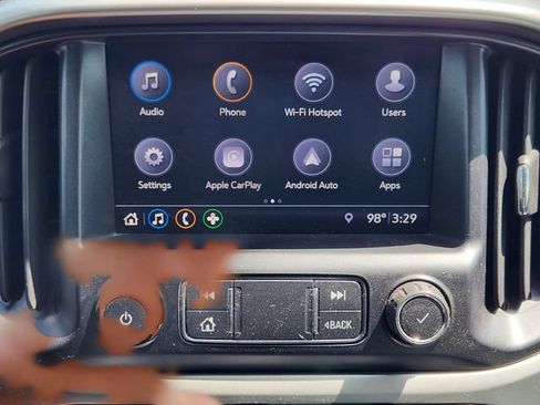 Used 2019 Chevrolet Colorado LT w/ LT Convenience Package RWD image 14