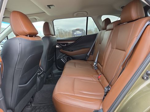 Used 2021 Subaru Outback Touring w/ Popular Package #2 image 11