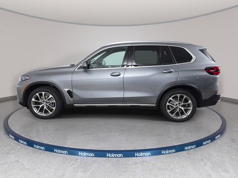 New 2026 BMW X5 xDrive40i w/ Premium Package AWD/4WD image 8