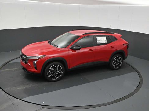 New 2026 Chevrolet Trax RS w/ Driver Confidence Package FWD image 13