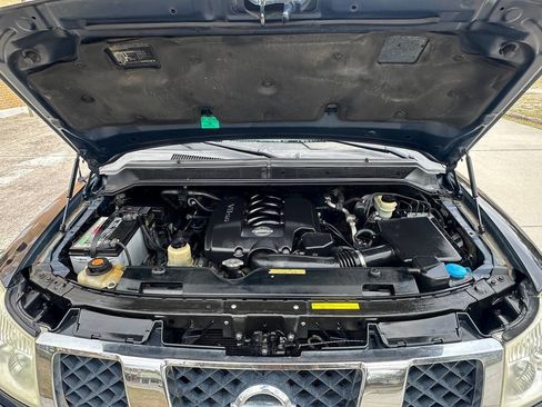 Used 2006 Nissan Titan SE RWD image 20