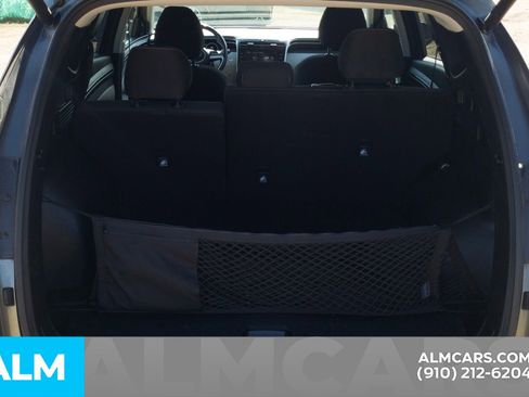 Used 2022 Hyundai Tucson SEL w/ Convenience Package image 9