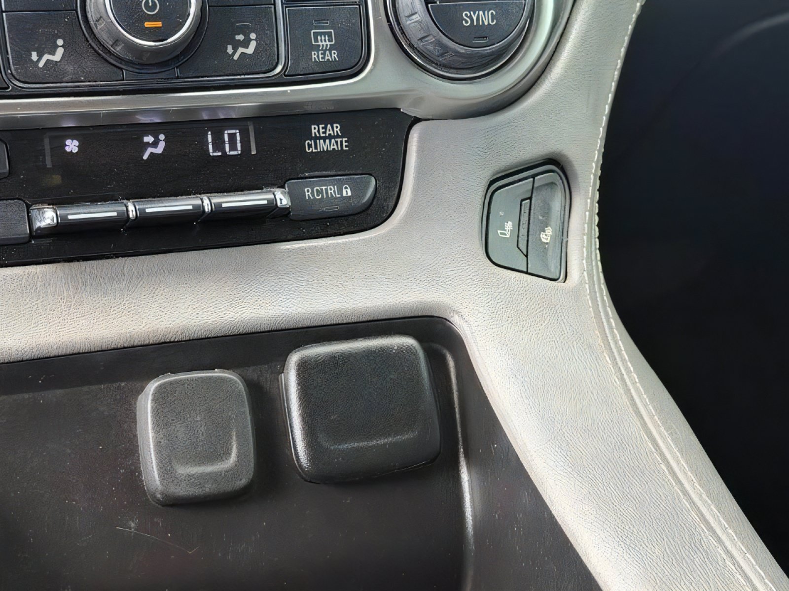 Used 2019 Chevrolet Tahoe LT AWD/4WD image 31