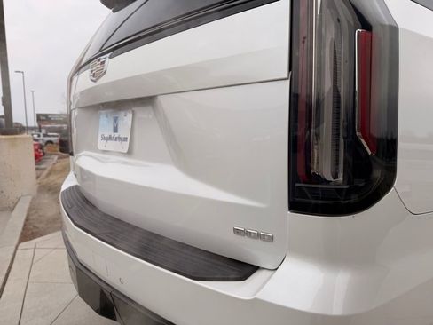 Used 2022 Cadillac Escalade Sport Platinum image 41