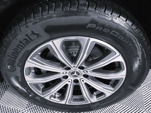 Used 2026 Mercedes-Benz GLC 300 4MATIC image 7