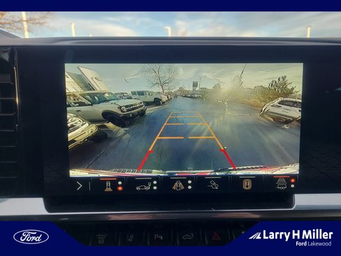 Used 2024 GMC Sierra 2500 SLT w/ SLT Premium Package image 29