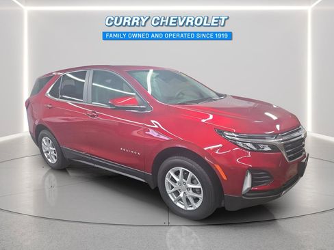 Used 2023 Chevrolet Equinox LT image 1