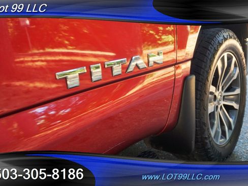 Used 2017 Nissan Titan SL image 37