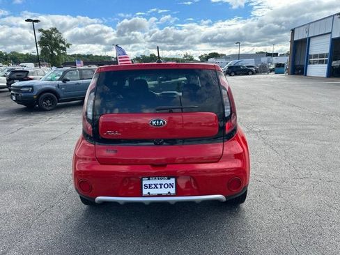 Used 2017 Kia Soul + FWD image 6