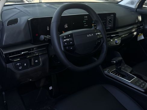 New 2026 Kia Sportage EX AWD/4WD image 38
