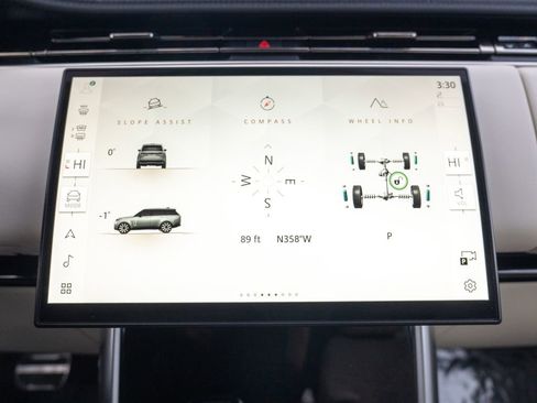 Used 2025 Land Rover Range Rover SE image 23