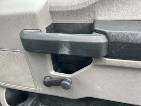 Used 2017 Ford F350 XL image 17